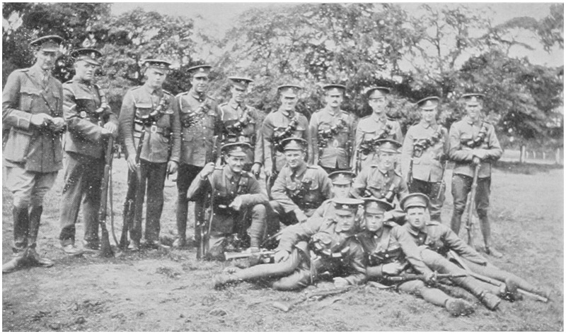 LIEUT. R.G.O. HUTCHISON AND MACHINE GUN SECTION, 1915.