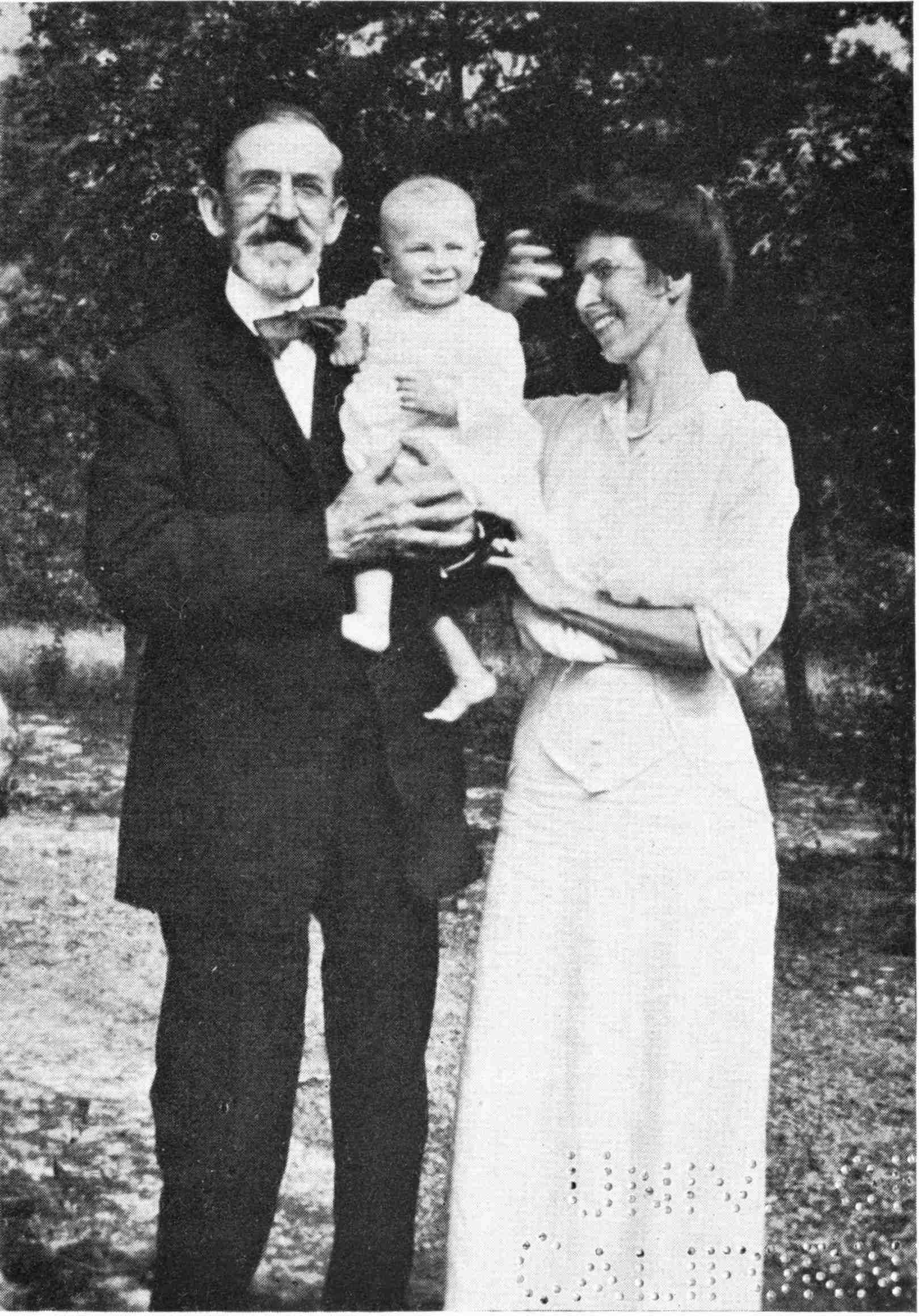 Senator Kern with His First Grandchild, George B. Lawson,
Jr., and Julia Kern Lawson
